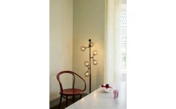 Atom Golvlampa 155cm Svart/Smoke