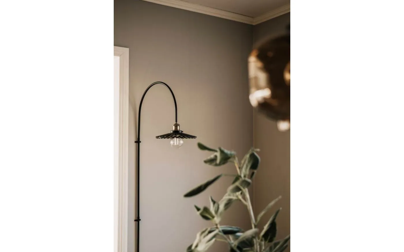 Cobbler Vägglampa 150cm Rök