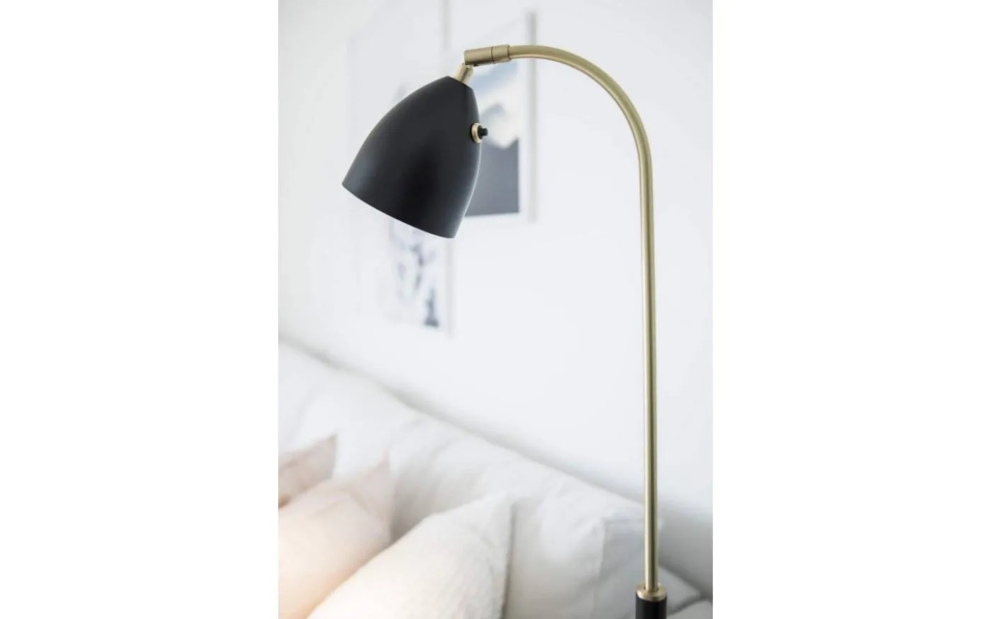 Deluxe Golvlampa 133cm LED GU5,3 Dimbar Svart/Mässing