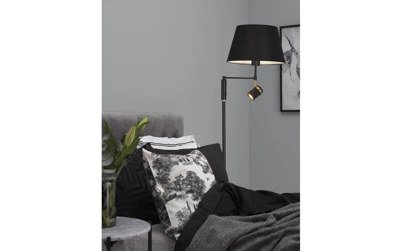 Libra 2L Golvlampa 155cm Svart/Mässing