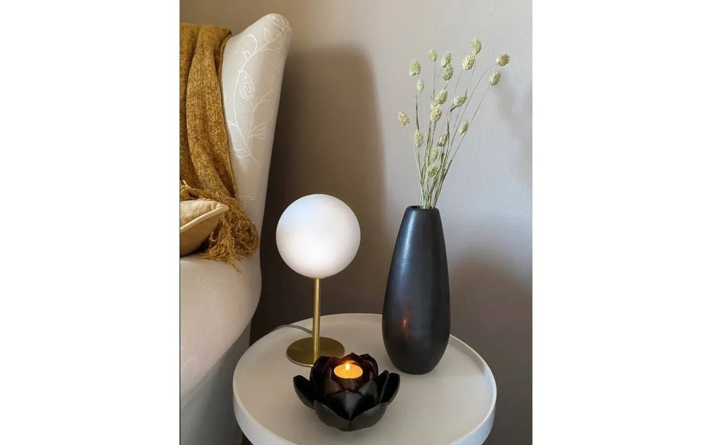 Molekyl Bordslampa 27cm Mässing/Opal