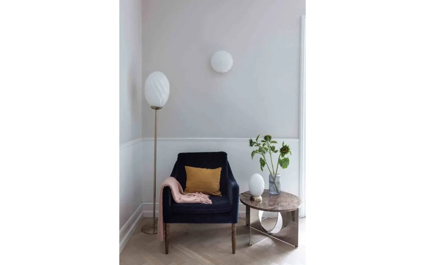 Twist Golvlampa 145cm Mässing/Opal