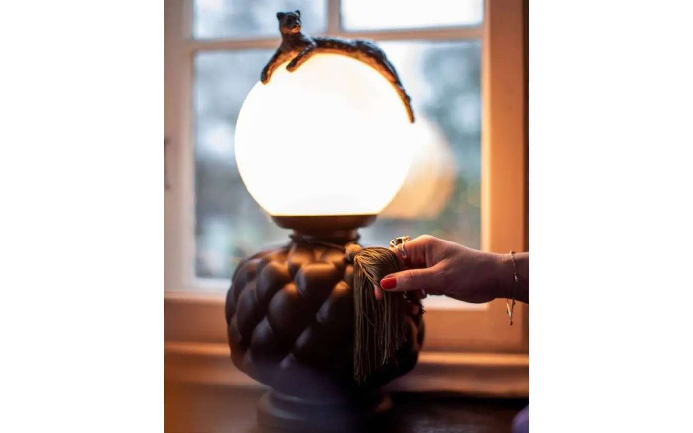 Viva La Diva Bordslampa 45cm Svart/Vit Matt